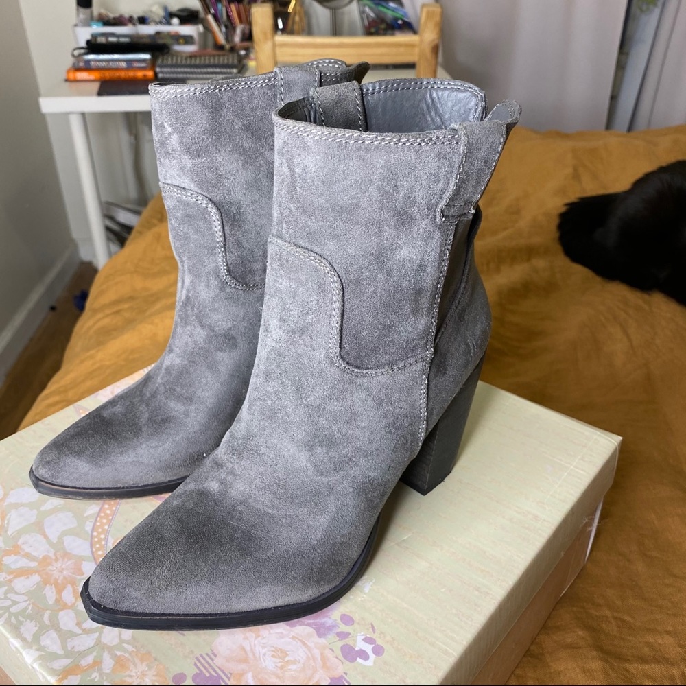 Very G Grey Block Heel Booties - Picture 4 of 6